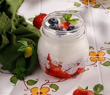 Домашний йогурт с клубникой