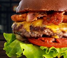 Бургер с беконом Black Angus двойной