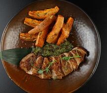 Утка томленая в тайском соусе