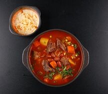 Суп из говяжьих щёчек