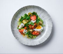 Салат с печеным баклажаном