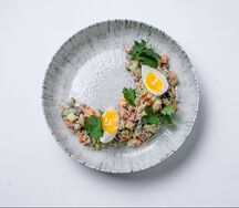 Оливье с телятиной