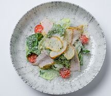 Цезарь с куриным филе