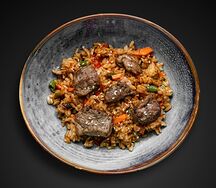 Рис cо свининой