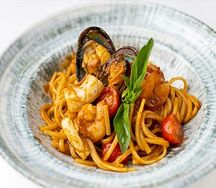 Паста томатная с морепродуктами