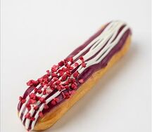 Эклер Черная смородина