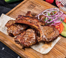 Котлетки бараньи на ребрышках