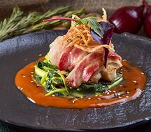 Треска в объятьях бекона