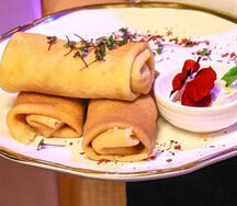 Блины с яблоком и корицей 