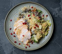 Стейк салат с курицей