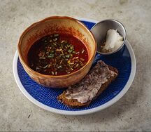 Борщ по рецепту Нины Ивановны (кориандр, крученое сало)