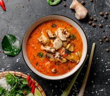 Суп Том Ям с курицей