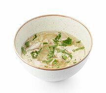 Куриный суп с лапшой