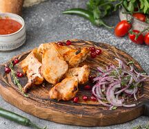 Шашлык из курицы на мангале