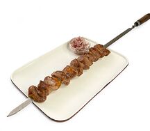 Шашлык из мякоти калмыцкого ягненка и пистолетики 