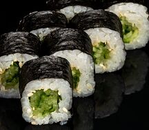 С огурцом