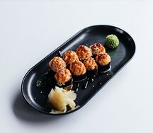 Ролл с креветкой