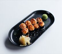 Ролл с угрем