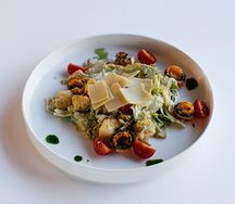 Цезарь с лососем