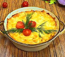 Запеканка Свинo-говяжий фарш, картофель, лук и брокколи 