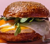 Breakfast Burger с курицей