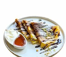Блины со сметаной и медом