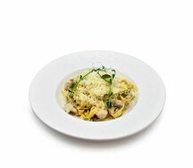 Альфредо с курицей и грибами