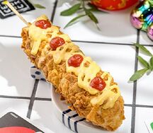 Корн-дог с сыром и картофелем фри