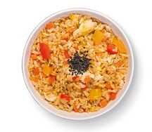 Жареный рис с овощами