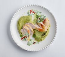 Куриная грудка с пюре песто