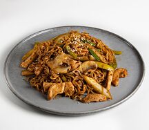 Лапша по-китайски с курицей