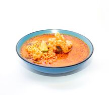 Том ям с лапшой и креветками