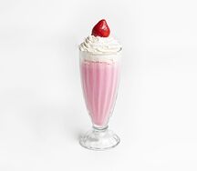 Клубничный милкшейк