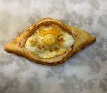 Хачапури по-аджарски