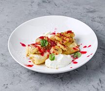 Блины с жареным бананом и сырным кремом