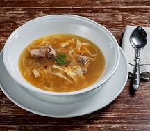 Лапша с бычьим мясом и овощами