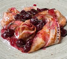 Блинчики с вишней и розмарином