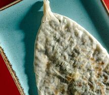 Кутабы с картофелем, сыром и зеленью
