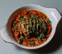 Баклажан с начинкой из куриного фарша
