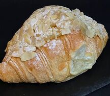 Круассан Миндаль