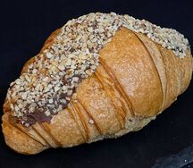 Круассан Орех-Шоколад