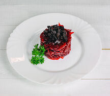 Салат Свекла с черносливом и грецким орехом