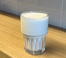 Молочный коктейль Арахис-карамель