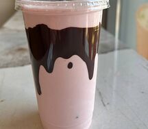 Клубничный коктейль