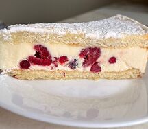 Маскарпоне с ягодами