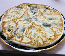 Лепёшка с зеленью на сковороде