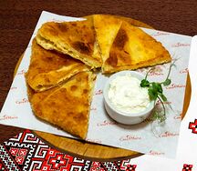 Плацинда с брынзой