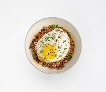 Жареный рис кимчи с говядиной