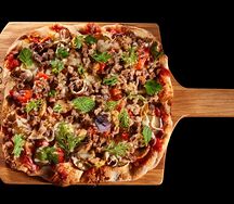 С мини-колбасками и лечо
