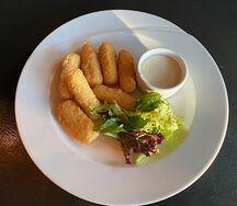 Сырные палочки